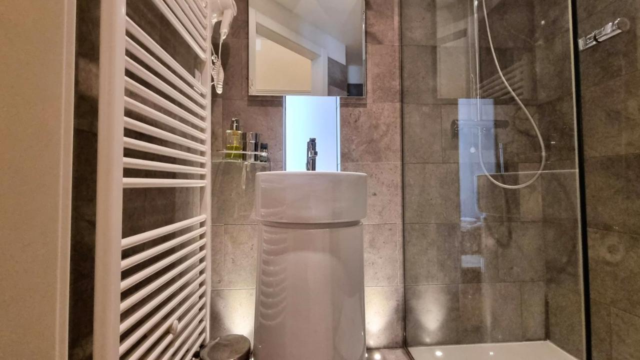 Le Saline Luxury Guest House Триест Екстериор снимка